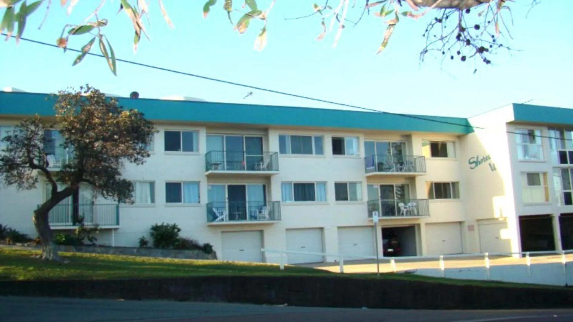 Apartment Shoreline Villa Unit 2 Caloundra